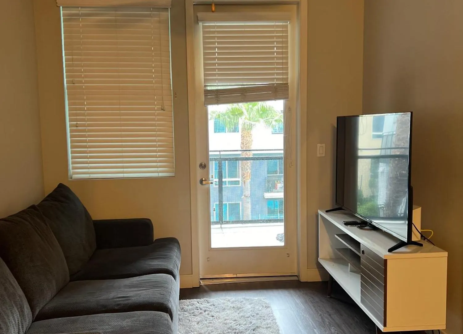 1 Bdr Apt In Irvine - Near John Wayne Apartment 0*,